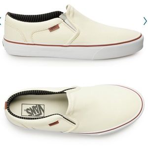 NIB Vans Asher Slip On Sneakers